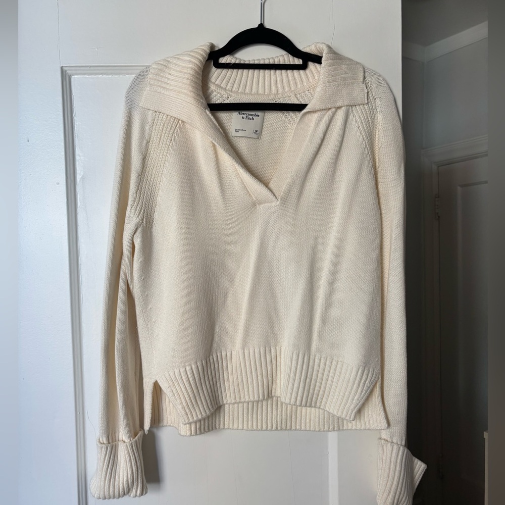 Abercrombie notch neck sweater